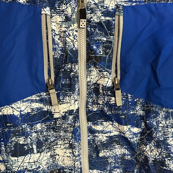 Swiss Tech Blue and White Coat, Large, Pre-owned - Picture 5 of 9